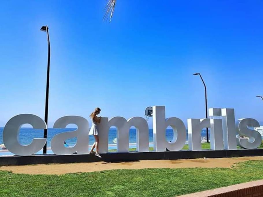 Apartamento De 3 Dormitorios Cambrils Exterior photo